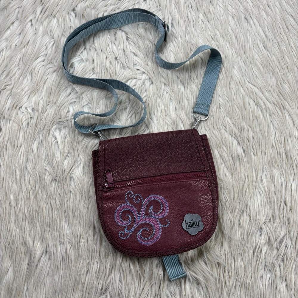 Haiku Sharon Elsenhauer Burgundy Pebble Leather Crossbody Bag Purse Embroidered